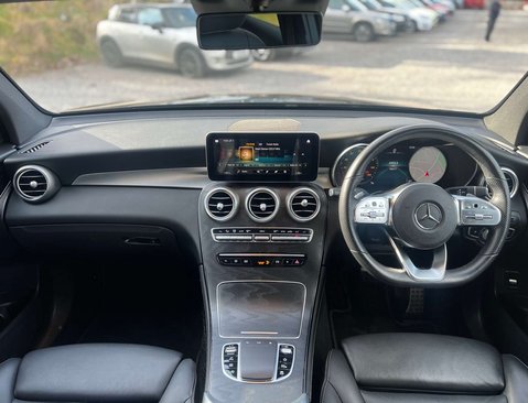 Mercedes-Benz GLC 2.0 GLC 300 AMG Line Premium D 4Matic Auto 4WD 5dr 10