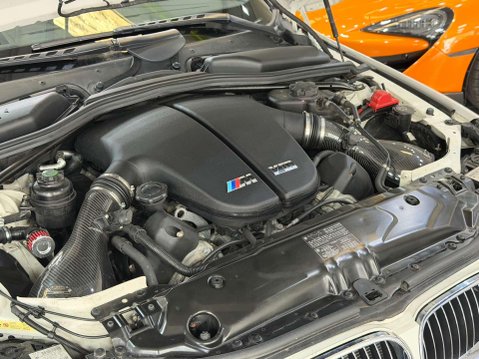 BMW M5 5.0 V10 Saloon 4dr Petrol SMG Euro 4 (507 ps) 37