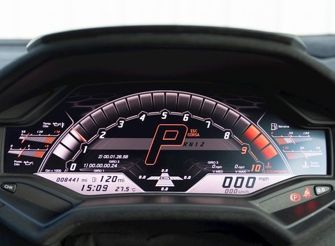 Lamborghini Huracan Spyder LP640-4 Performante 17