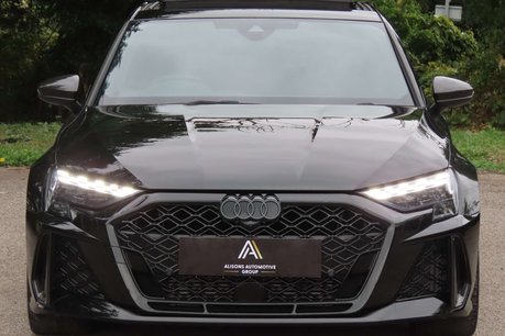 Audi RS3 2.5 TFSI Carbon Vorsprung Saloon 4dr Petrol S Tronic quattro Euro 6 (s/s) ( 3