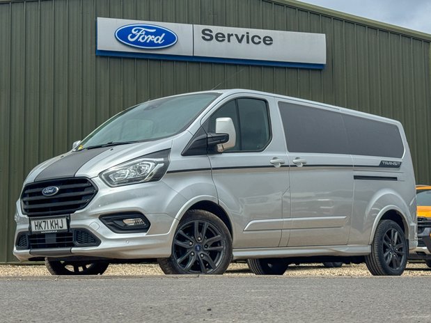 Ford Transit Custom LWB L2H1 Low Roof Sport 280 Air Con Alloys Sensors Cam Tow Bar EURO 6 1