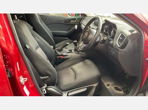 Mazda 3 2.0 SKYACTIV-G Sport Nav Euro 6 (s/s) 5dr 6