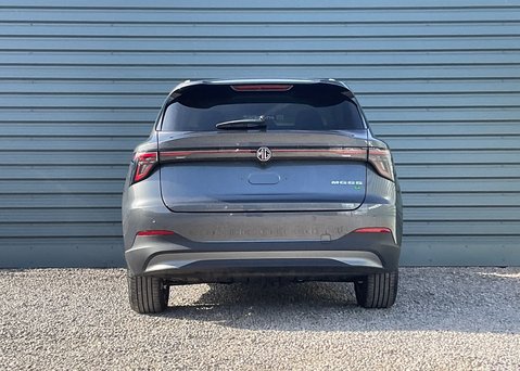 MG MGS5 EV 64kWh Trophy 9