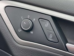 Volkswagen Golf 1.4 Golf Match Edition TSi BlueMotion Technology Semi-Auto 5dr 56