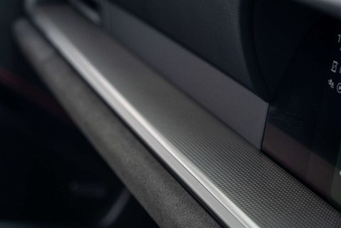 Porsche 911 Targa 4 GTS PDK 14