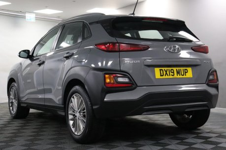 Hyundai KONA SE 22