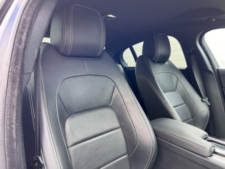 Jaguar XE 2.0i GPF R-Sport Auto Euro 6 (s/s) 4dr 51