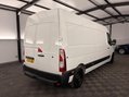 Nissan NV400 2.3 dCi 35 Tekna FWD L3 H2 Euro 6 5dr 37
