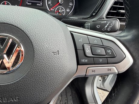 Volkswagen T-Cross SE TSI 20