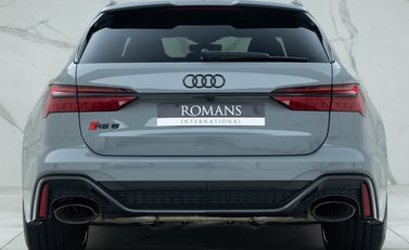 Audi RS6 Avant Carbon Black 5