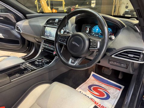 Jaguar XF 2.2 XF R-Sport Black D Auto 4dr 78