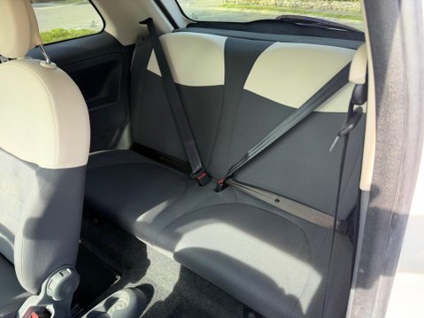 Fiat 500 1.2 Pop Hatchback 3dr Petrol Manual Euro 4 (69 bhp) 75