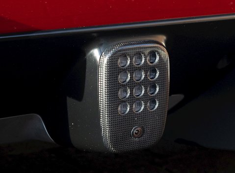 Ferrari 488 GTB 25