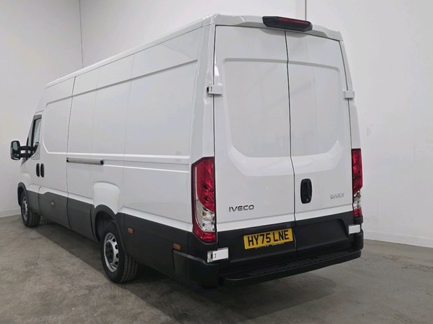 Iveco Daily IVECO DAILY 35S14 2.3 HIGH ROOF BUISNESS VAN 4100 HI-MATIC 11