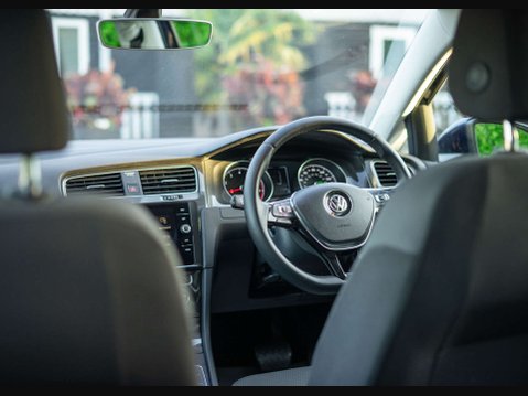 Volkswagen Golf 1.5 Golf SE Nav TSi Evo Semi-Auto 5dr 19