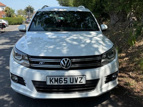 Volkswagen Tiguan 2.0 Tiguan R-Line Edition TDI BlueMotion Technology 4Motion 4WD 5dr 55