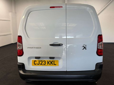 Peugeot Partner 1.5 Partner Professional Premium+ BHDi 4