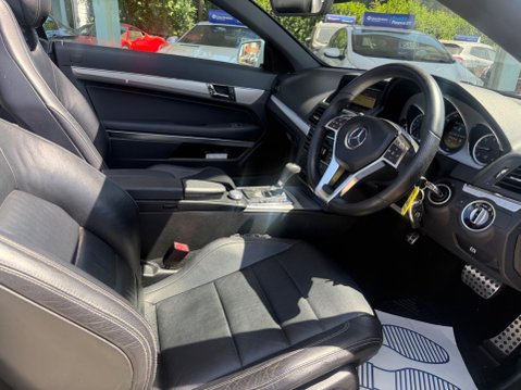 Mercedes-Benz E Class 2.1 E220 CDI BlueEfficiency Sport Edition 125 Cabriolet G-Tronic+ Euro 5 (s 26