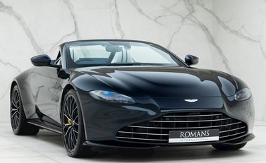 Aston Martin V8 Vantage Roadster 1