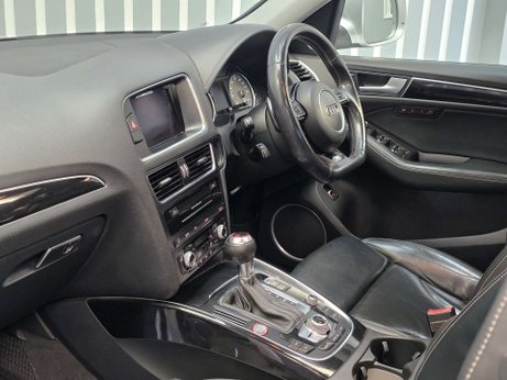 Audi SQ5 3.0 BiTDI V6 SUV 5dr Diesel Tiptronic quattro Euro 5 (s/s) (313 ps) 3
