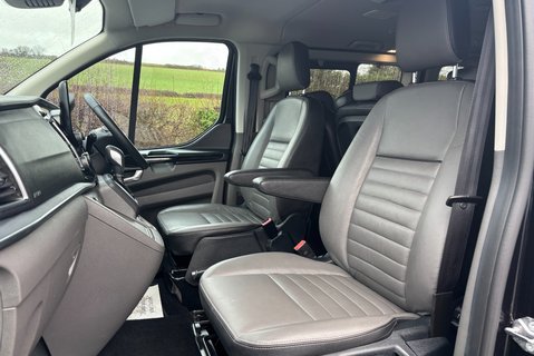 Ford Tourneo Custom 320 L1 Titanium X 185 ps 8 Seater 3