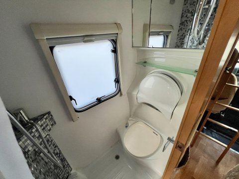 Elddis Autoquest 145 25