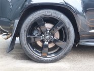 Land Rover Defender 110 P525 V8 Urban Edition  11