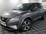 Nissan Qashqai DIG-T N-CONNECTA MHEV 1
