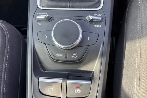 Audi Q2 TFSI SPORT..1 PREVIOUS OWNER,5 SERVICES,SAT NAV,CLIMATE CONTROL 15