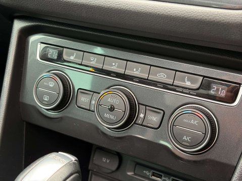Volkswagen Tiguan 2.0 Tiguan SEL TDI BlueMotion Technology 4Motion Semi-Auto 4WD 5dr 45