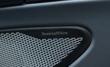 Aston Martin Vanquish V12 28