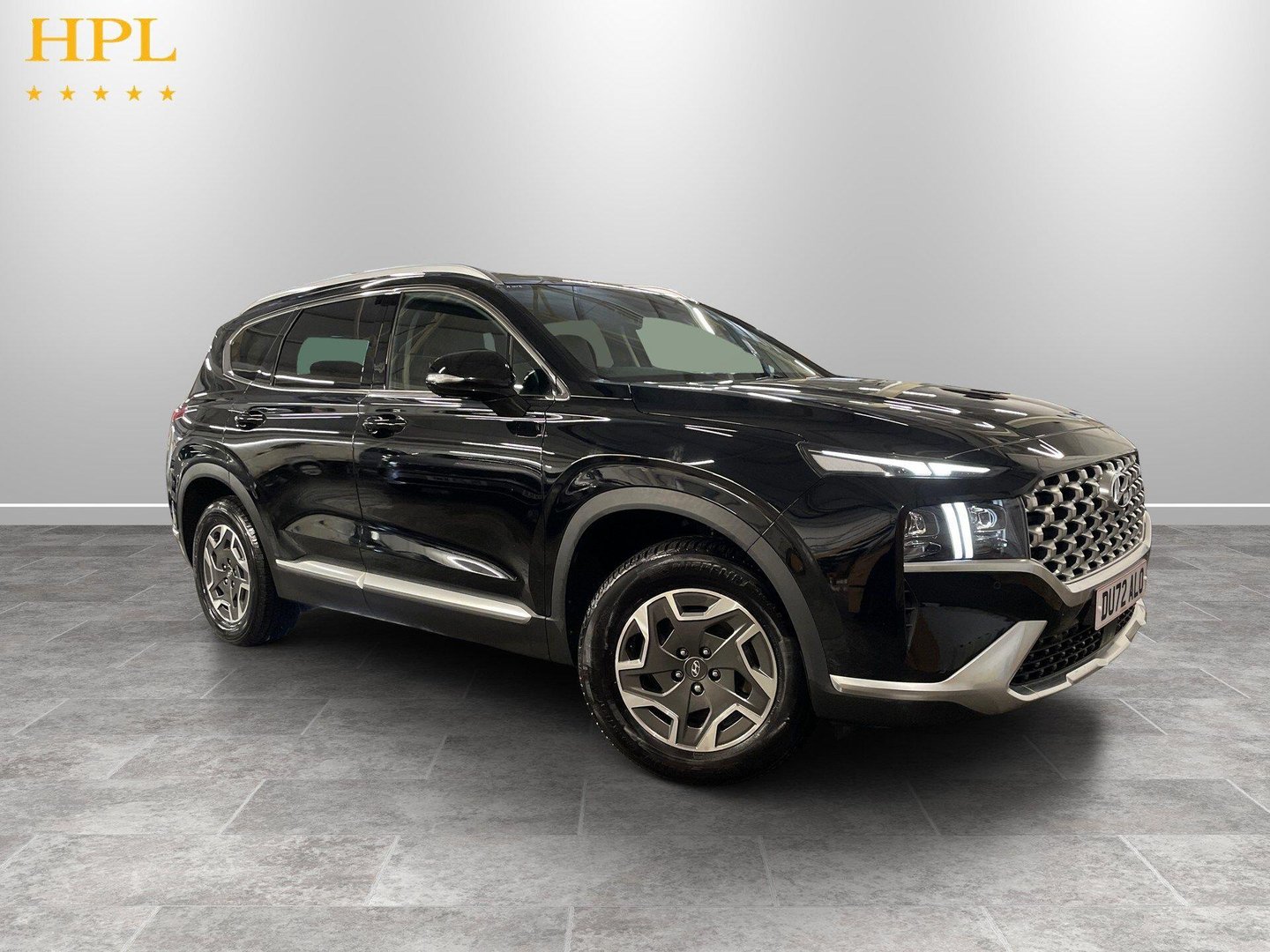 Hyundai Santa Fe listing photo