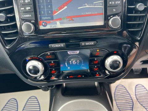 Nissan Juke 1.6 Tekna Euro 5 (s/s) 5dr 33