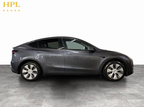 Tesla Model Y (Dual Motor) Long Range SUV 5dr Electric Auto 4WDE (384 bhp) 1 Owner - Crui 8