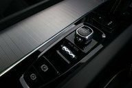 Volvo XC60 2.0 XC60 R-Design B5 MHEV AWD Auto 4WD 5dr 35