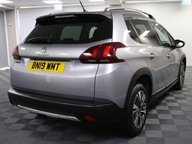 Peugeot 2008 ALLURE PREMIUM 11