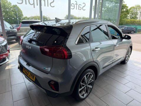 Kia Niro 1.6 GDi 3 DCT Euro 6 (s/s) 5dr 8