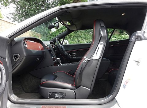 Bentley Continental Supersports Convertible ISR 6