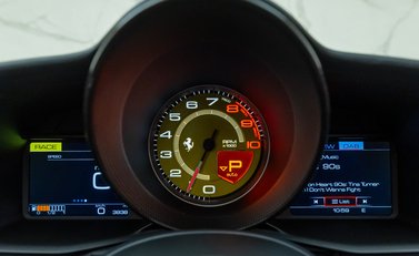 Ferrari 488 SPIDER 22