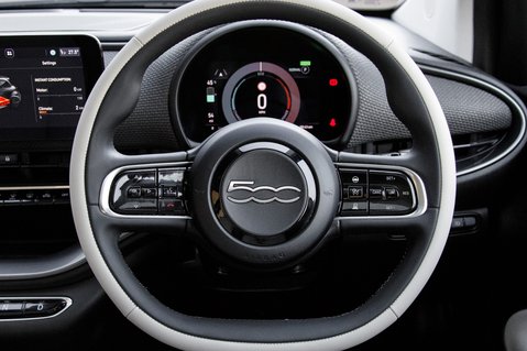 Fiat 500e LA PRIMA 22