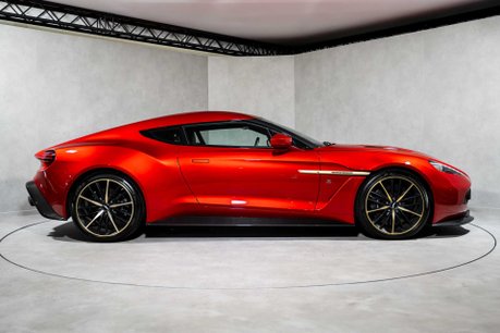 Aston Martin Vanquish V12 ZAGATO. 1 OF 99. VILLA D'ESTE PACK COSTING OVER £16K. #63 OF 99 7