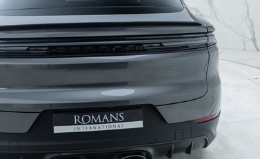 Porsche Cayenne TURBO E-HYBRID GT 33