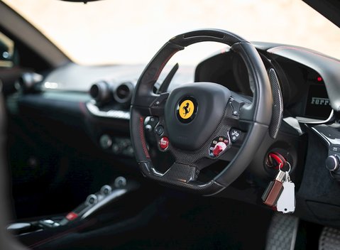 Ferrari F12 Berlinetta 11