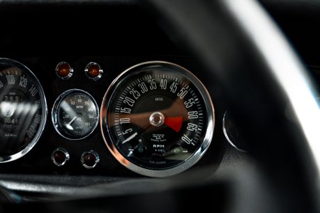 Aston Martin DBS V8 SERIES 1. EXTENSIVE HISTORY PORTFOLIO. 3-SPEED AUTO. CONOLLY INTERIOR. 24