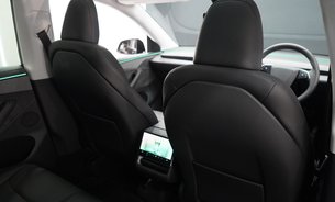 Tesla Model Y PREMIUM LONG RANGE AWD GROK AI Rear Screen Heated & Vented Seats 1 Owner VQ 16