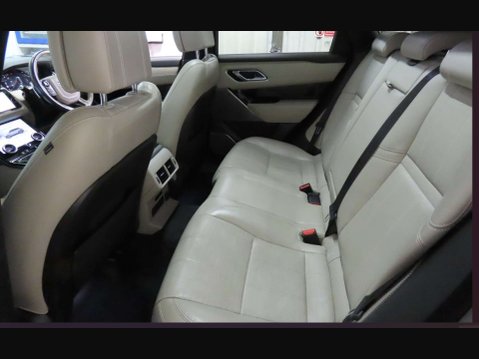 Land Rover Range Rover Velar 2.0 D240 R-Dynamic HSE SUV 5dr Diesel Auto 4WD Euro 6 (s/s) (240 ps) 10