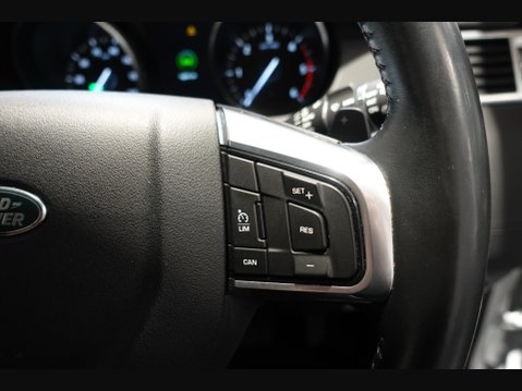 Land Rover Discovery Sport 2.0 SD4 HSE Black Auto 4WD Euro 6 (s/s) 5dr 12