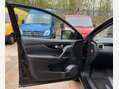 Nissan Qashqai 1.6 dCi Tekna SUV 5dr Diesel Manual 2WD Euro 6 (s/s) (130 ps) 37