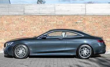 Mercedes-Benz S Class S63 Coupe 2