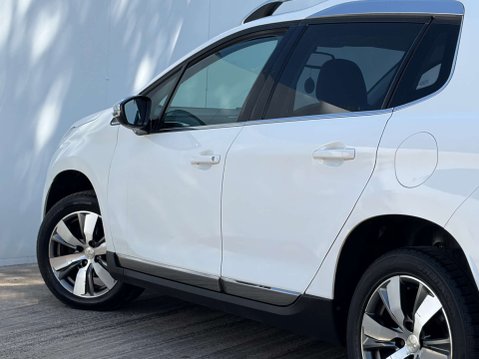 Peugeot 2008 1.6 2008 Allure e-HDi Semi-Auto 5dr 37
